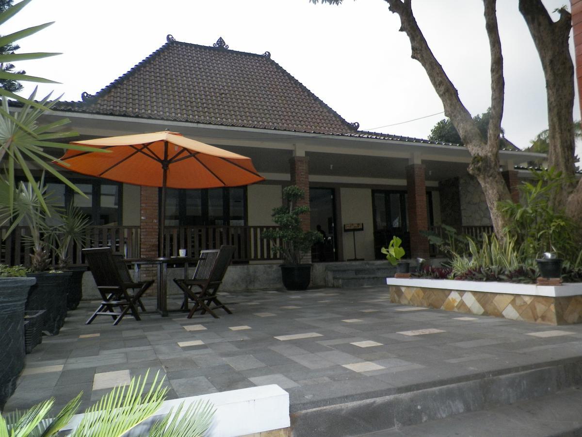 Akasa Hotel Kaliurang Luaran gambar