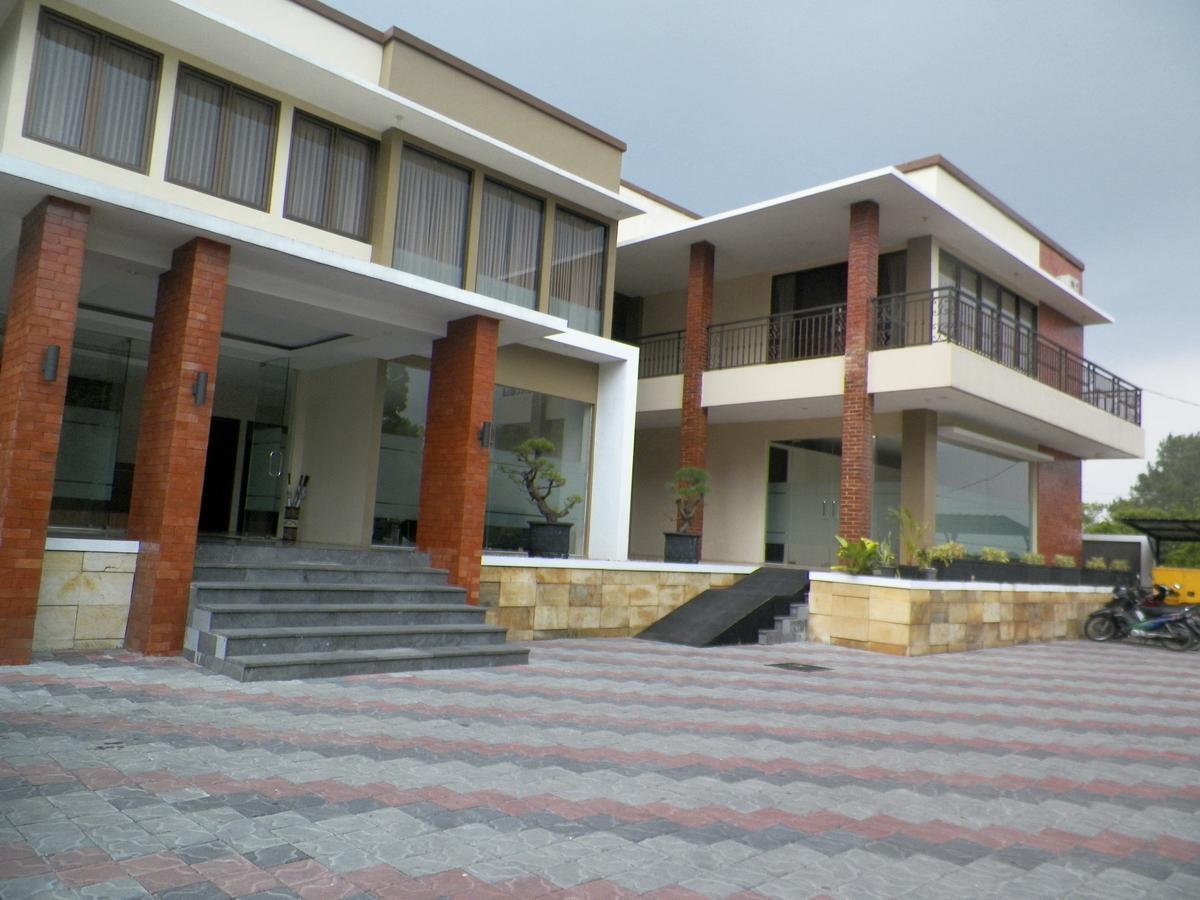 Akasa Hotel Kaliurang Luaran gambar